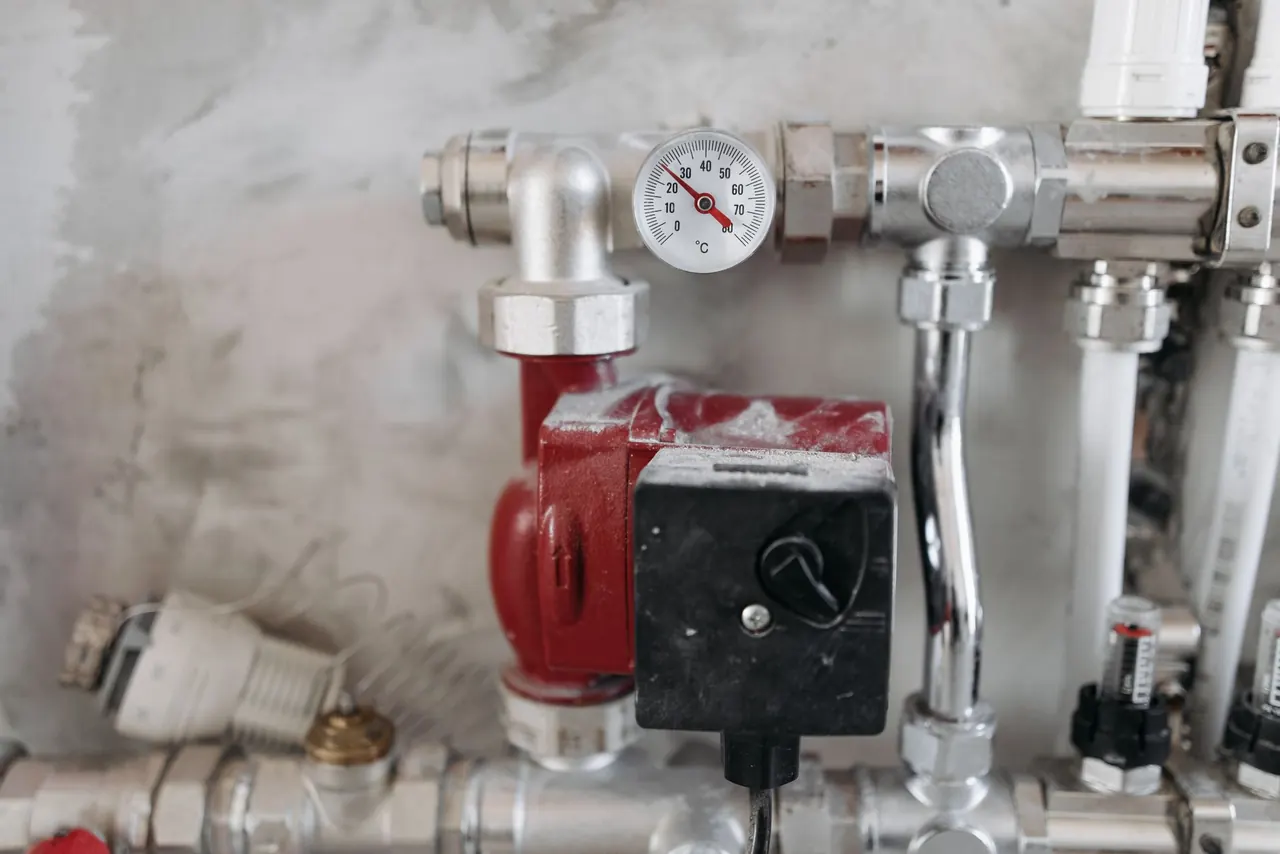 Local Leaking Water Heater Service example